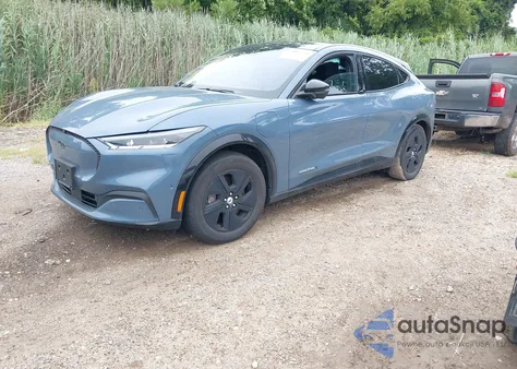 2023 Ford Mustang Mach-E California Route 1 z USA, uszkodzony, nr VIN 3FMTK2SU3PMA68802